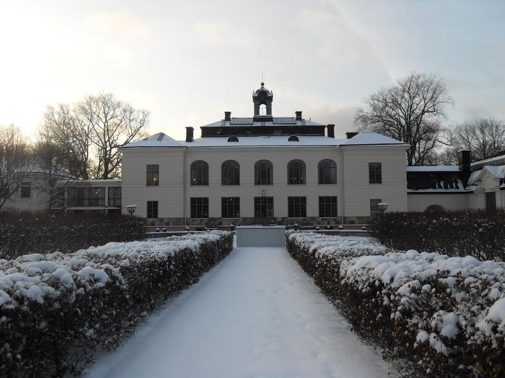 Naesby Slott Täby Exterior foto